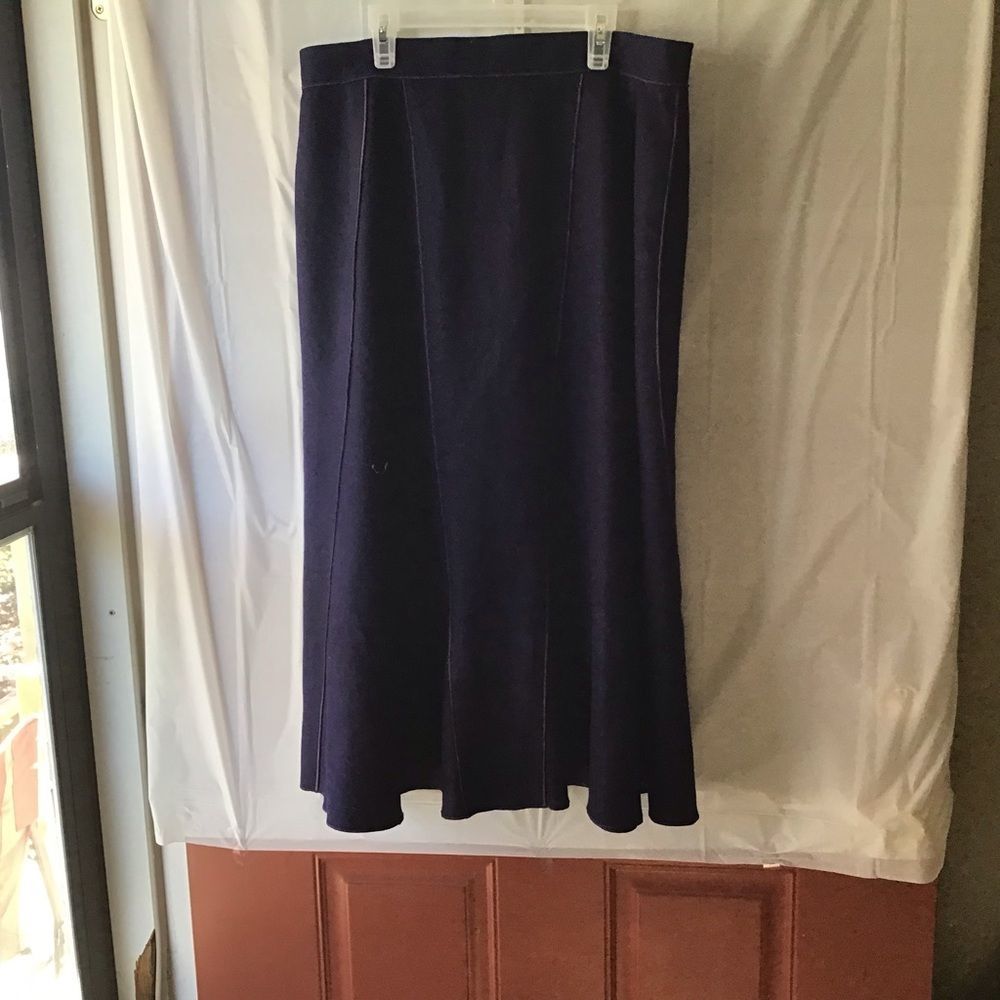 Women’s skirt